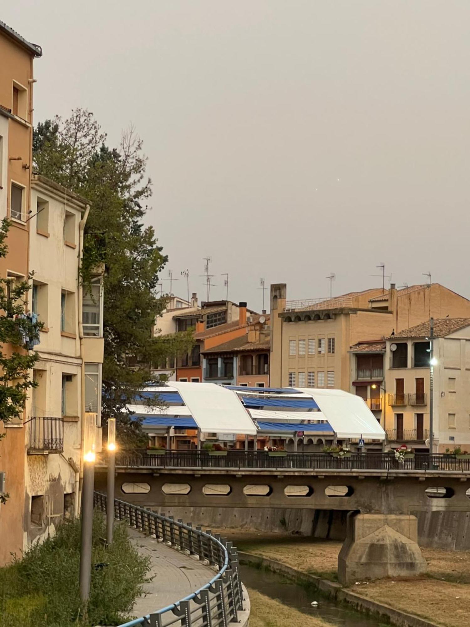 Hostal Pirineos Μπαρμπάστρο Εξωτερικό φωτογραφία